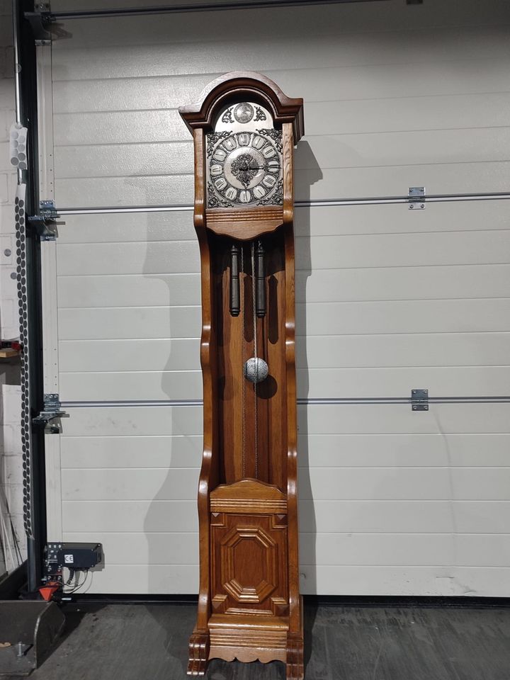 Standuhr 182 cm in Werdohl