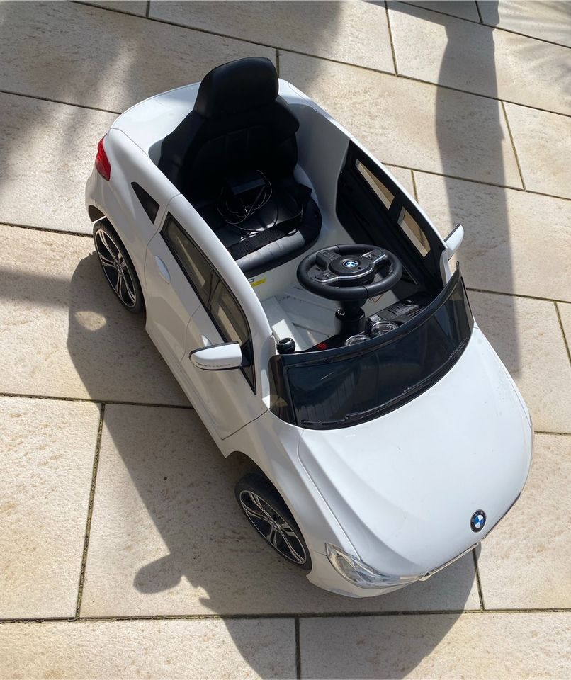 BMW Kinderauto inkl. Fernbedienung & Ladegerät in Euskirchen