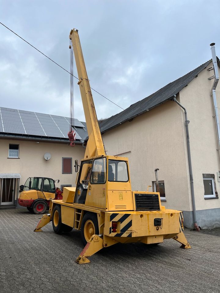 Demag V73 Kran Industriekran Mobilkran in Herresbach