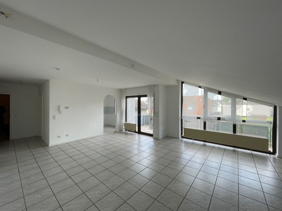 83m² - Sanierte, helle DG Wohnung in Toplage –provisionsfrei! in Limburg