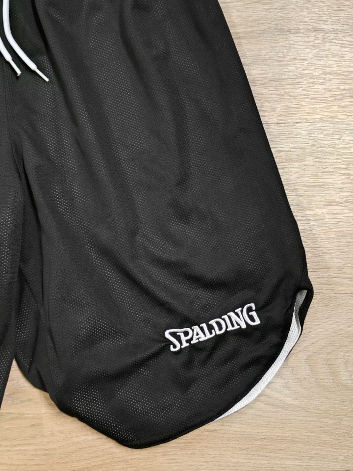 Spalding Basketballtrikot und Hose Double Face Set Größe: S, in Recklinghausen