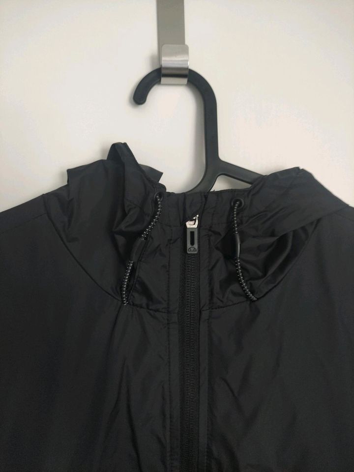 Herren Jacke ellesse Windbreaker, schwarz, Größe S in Kippenheim