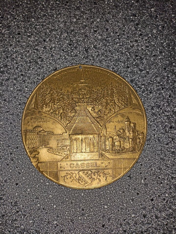 Stadt Medaille, 15cm, Gedenktafel, Bronze, Kassel Cassel, Ansicht in Halle