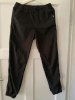 Joggers Hose Größe 170 schwarz Jungen - H&M Pull-On / Pantalon Sachsen-Anhalt - Magdeburg Vorschau