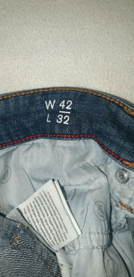 Jeans s,Oliver  W42 ,L 32 in Trendelburg