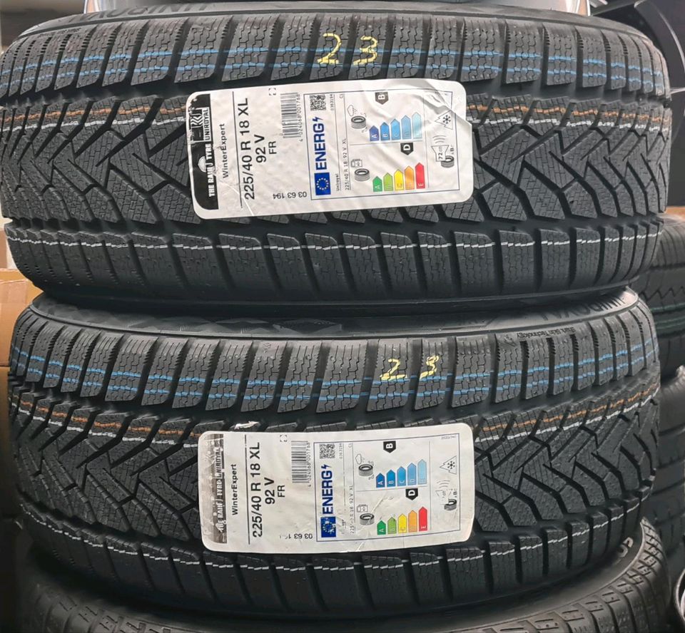 4x Uniroyal Winterreifen 225/40 R18 92V Neu in München