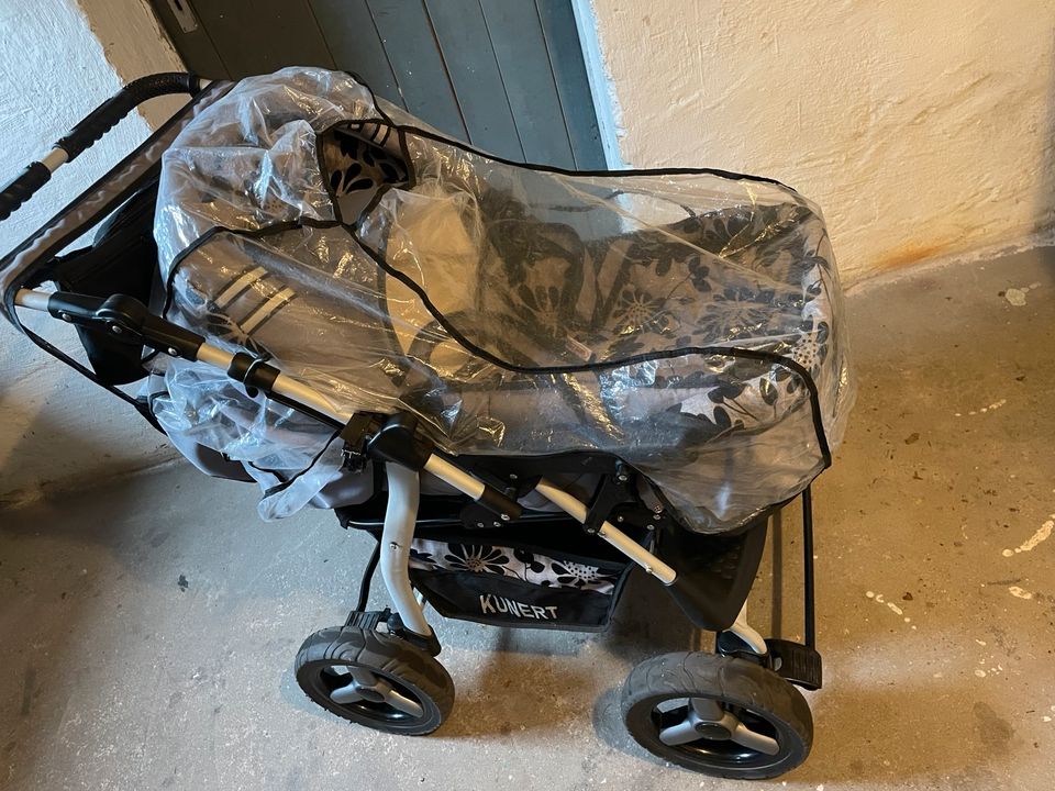 Set Kinderwagen Buggy Babyschale Autositz Etc in Mülheim (Ruhr)