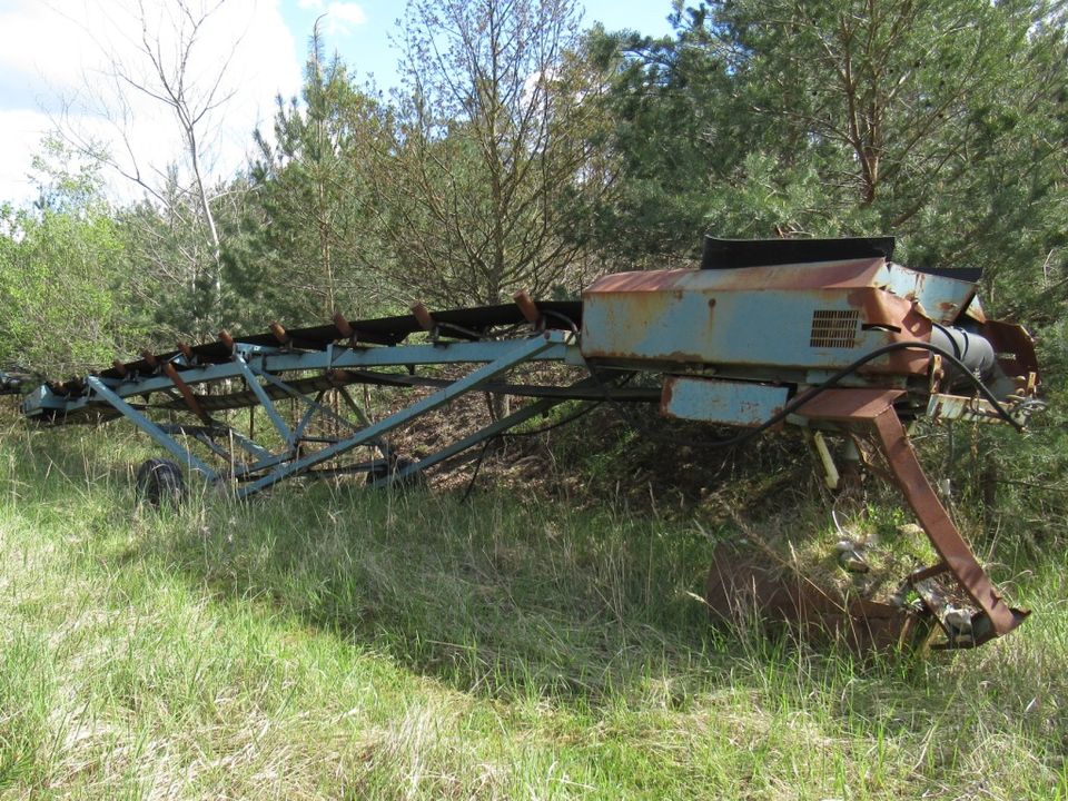 2 Stück hydraulisch angetriebene Förderbänder Powerscreen in Wurzen