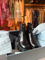 Prada Monolith Boots 37,5 Berlin - Köpenick Vorschau