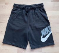 Shorts Nike Gr. 137-147 Berlin - Hellersdorf Vorschau