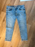 TOMMY HILFIGER JEANS SOPHIE GR 33/30 sommerleicht Berlin - Marzahn Vorschau