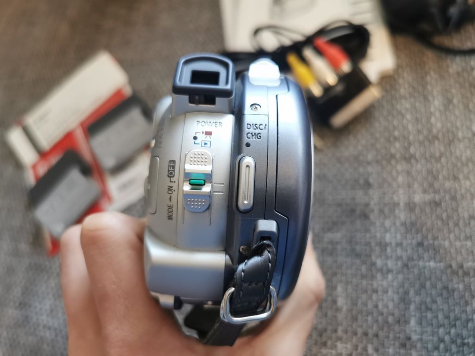 Canon DC95 - DVD Camcorder / Videokamera - miniDVD in Mietingen