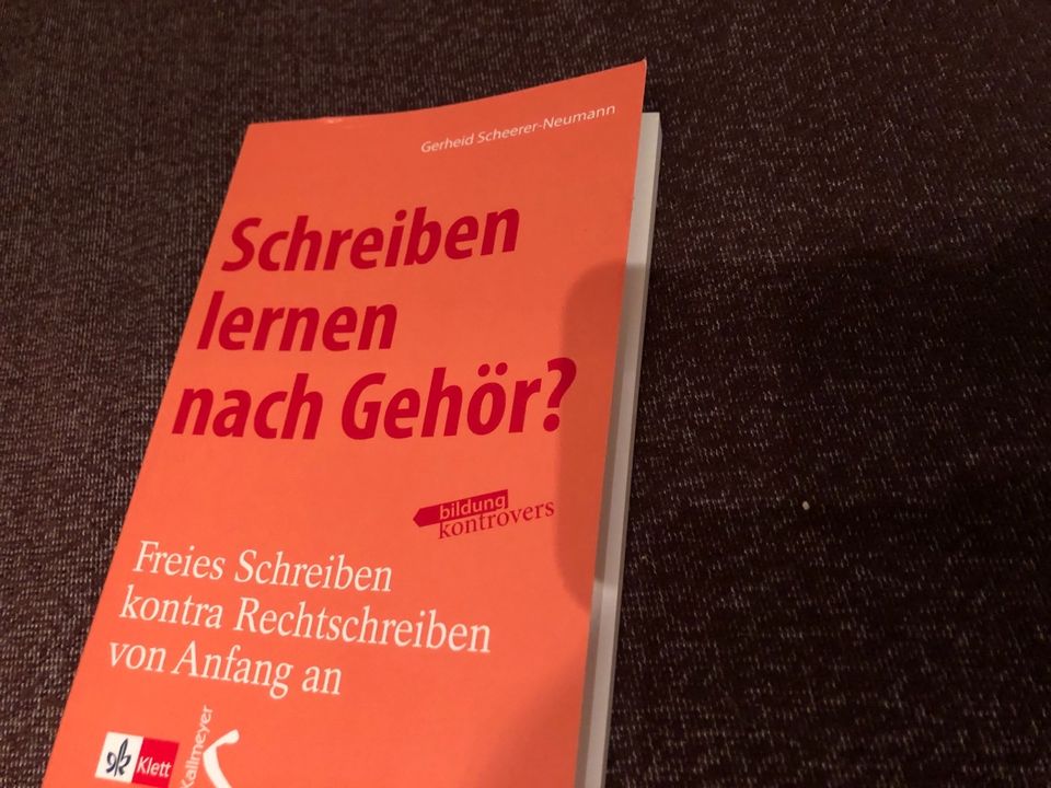 Verkaufe das Buch -Schreiben lernen nach Gehör- in Ursensollen