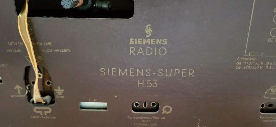 SIEMENS-SUPER H 53 - Röhrenradio (voll funktionsfähig) Radio in Hamburg