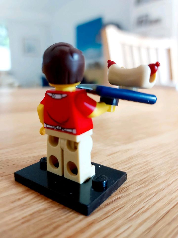 Lego Figur Minifigur Kellner Bedienung in Dortmund