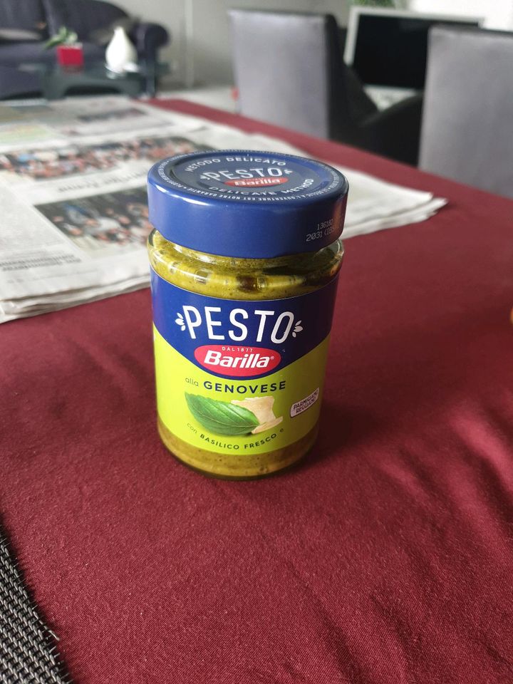 NEU • 13 Gläser PESTO von BARILLA • Calabrese • Genovese • Rosso in Würzburg