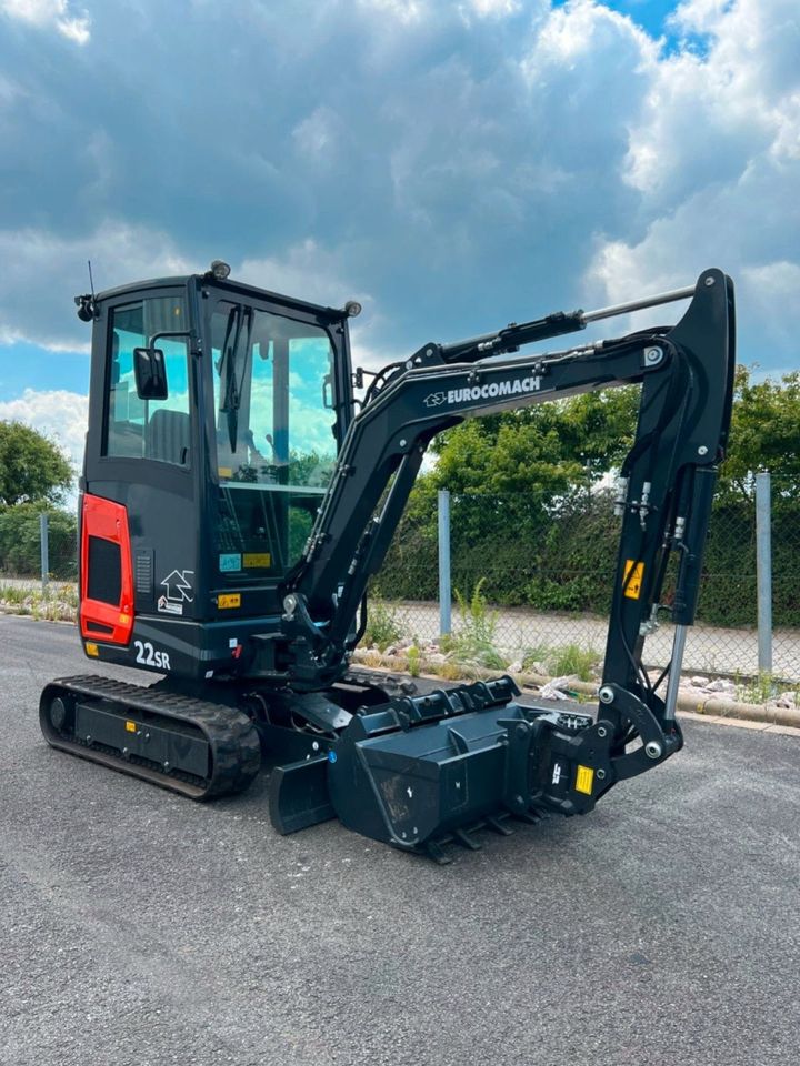 Vermietung Minibagger Eurocomach 22 SR Verstellfahrwerk in Zwickau