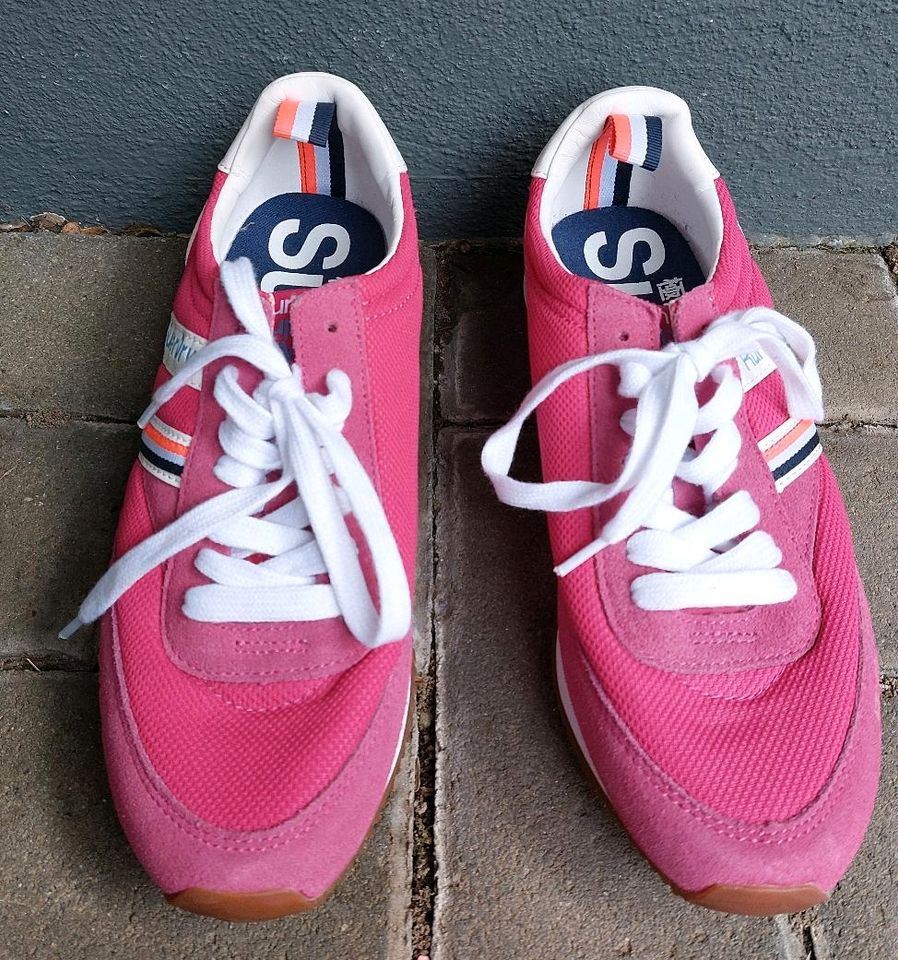 Superdry Sneaker pink, neuwertig,  Gr. 39 in Wadgassen