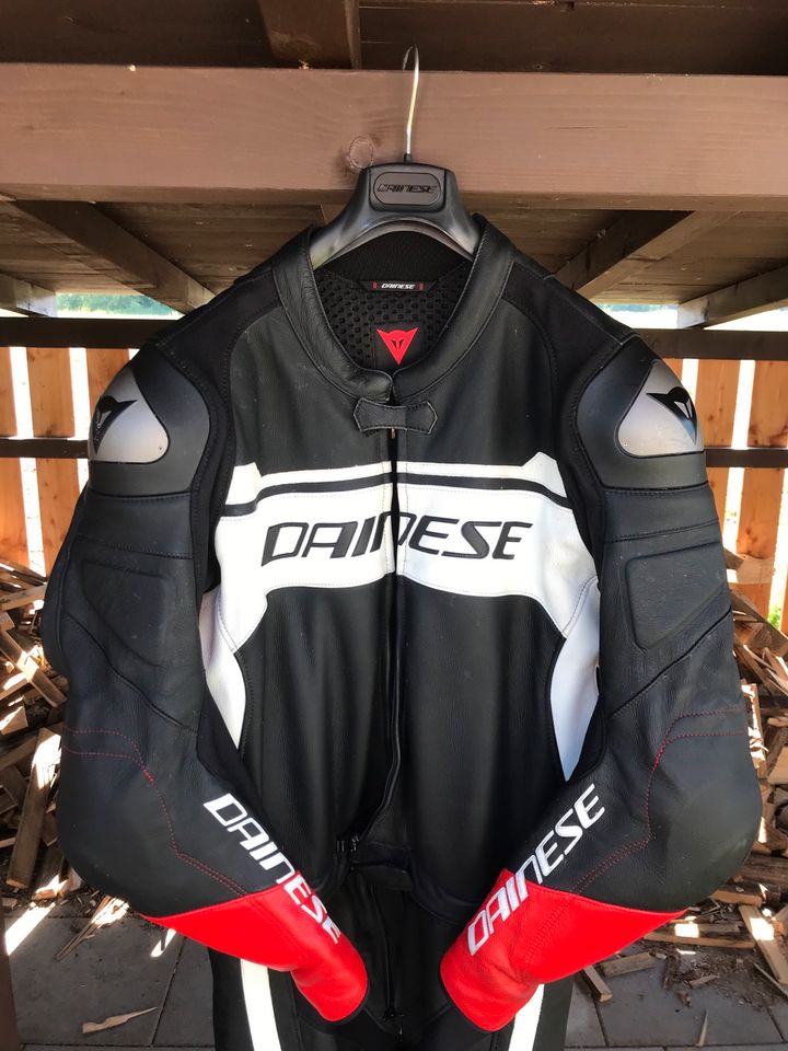 Dainese Lederkombi in Saaldorf-Surheim