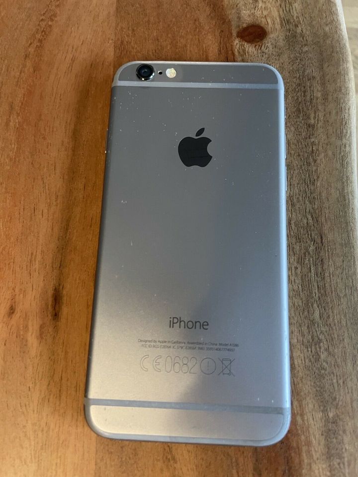 iPhone 6 mit 64GB space grau in Düsseldorf