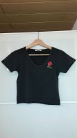 Schwarzes T-Shirt mit Rose Nordrhein-Westfalen - Simmerath Vorschau