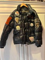 Biete diese wunderschöne Damen/Herrenjacke L/xl ( Moncler?) Niedersachsen - Schneverdingen Vorschau