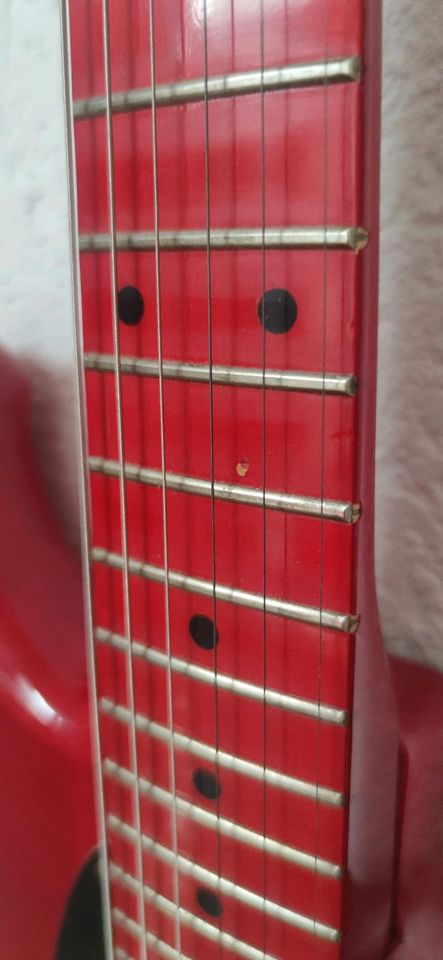 Ibanez Roadstar 2 series all red Gitarre in Adenau