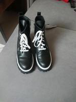 Boots Schuhe Stiefel Damen schwarz  41 neuwertig Sachsen - Zwickau Vorschau