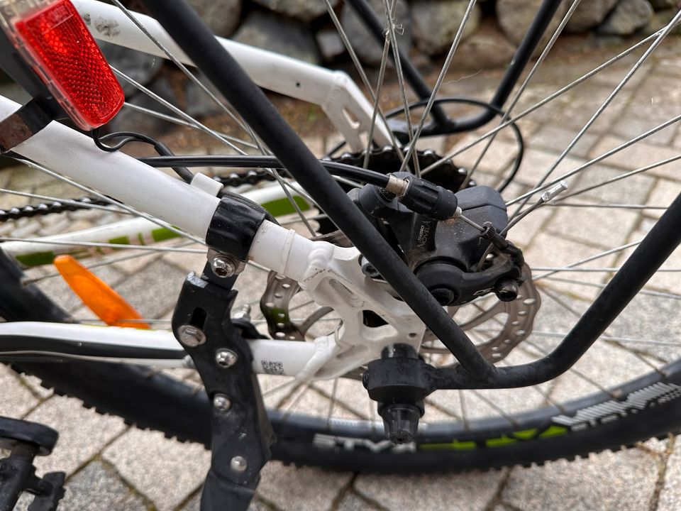 Fahrrad Jugend Sharptail M 3030 DS guter Zustand in Mendig