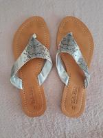 Zehentrenner, Pantoletten, Sommerschuhe, Schuhe Bayern - Wolfratshausen Vorschau