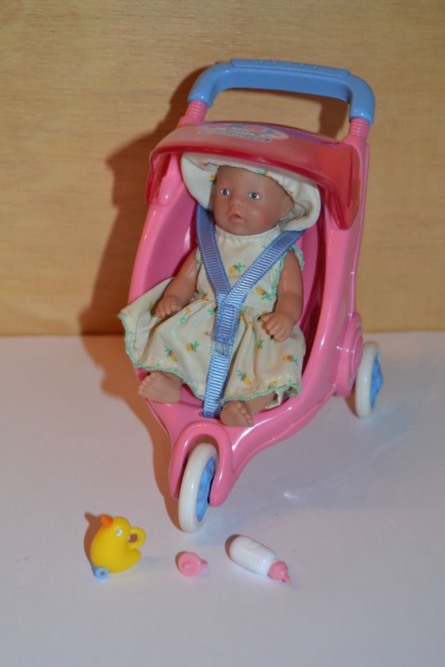 Zapf Creation: Mini Baby Born World - Kinderwagen mit Zubehör in Linden