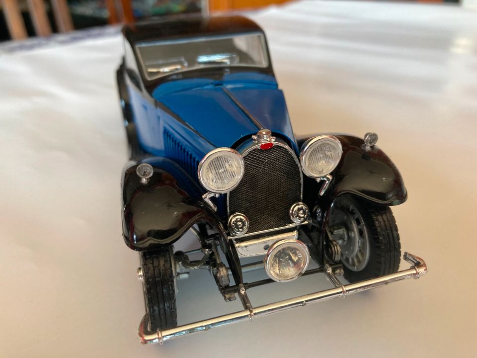 1:24 Bugatti Typ 50 Coupé, blau/ schwarz, sehr sorgfältig gebaut in Zülpich
