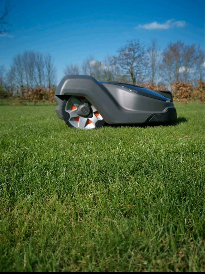 Mähroboter Beratung Verkauf Installation Kabelverlegen Husqvarna in Dinklage