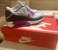 WMNS AIR MAX 90 ESSENTIAL, GR 39, Fuchsia - Dark grey - white München - Allach-Untermenzing Vorschau