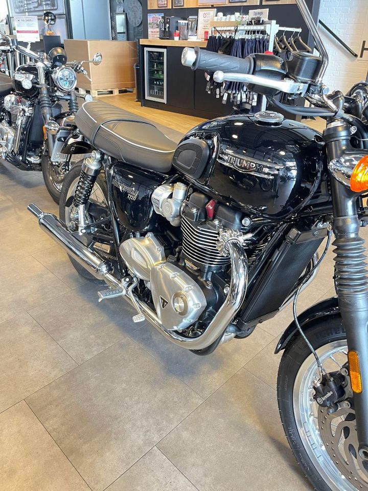 Triumph Bonneville T120 in Düsseldorf