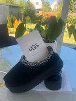 UGG Damenschuhe Größe 38 Hessen - Wehrheim Vorschau
