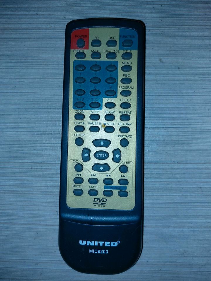 Fernbedienung für DVD Player von United MIC 9200 in Königstein / Sächsische Schweiz