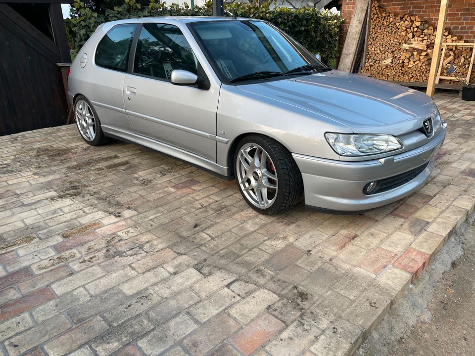 Peugeot 306 S16 in Großräschen