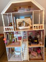 Großes Puppenhaus inkl. Holzpuppen-Familie & Holz Möbeln Niedersachsen - Seevetal Vorschau