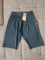 UMBRO kurze Sporthose/ Funktionshose Gr. XL, unisex, NEU/ Etikett Dresden - Niedersedlitz Vorschau