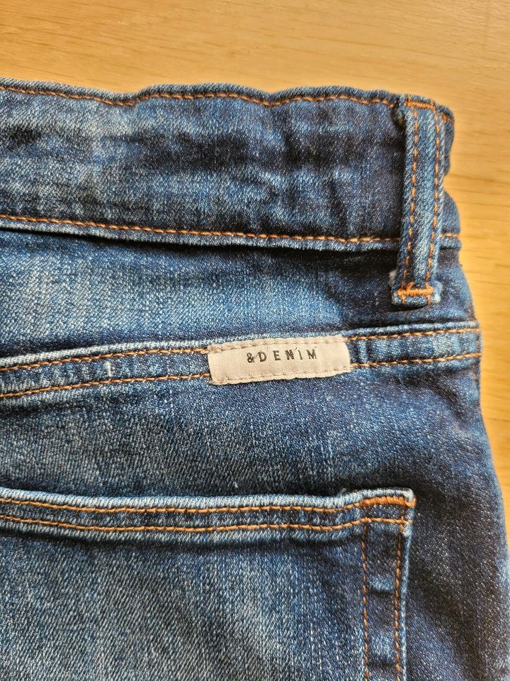 Jeans blau H&M Jungen, Gr. 158 in Hann. Münden