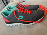 Fila Sneaker Sportschuhe Gr. 37 Bayern - Maisach Vorschau