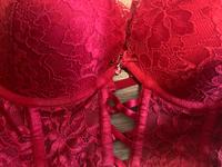 Hunkemöller Push-Up BH rot Glitzer 85C Nordrhein-Westfalen - Siegburg Vorschau