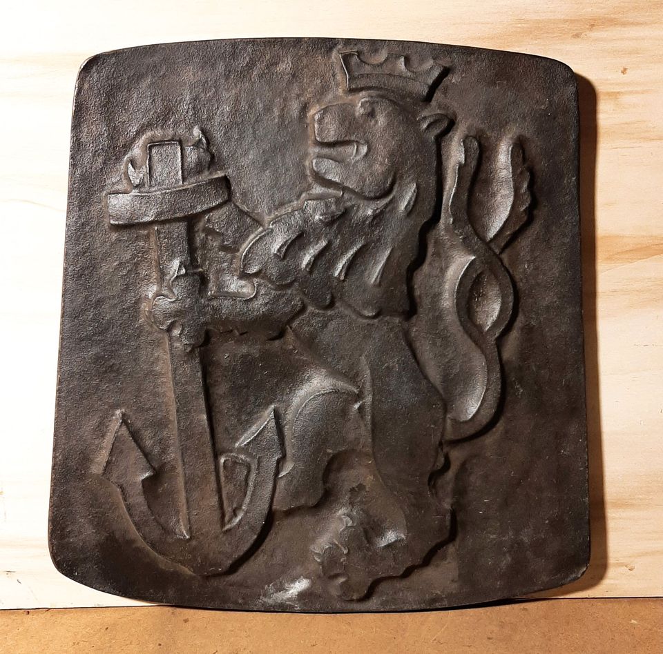 Antike, gusseiserne Kaminplatte, Ofenplatte,  50cm x H 42cm in Viersen