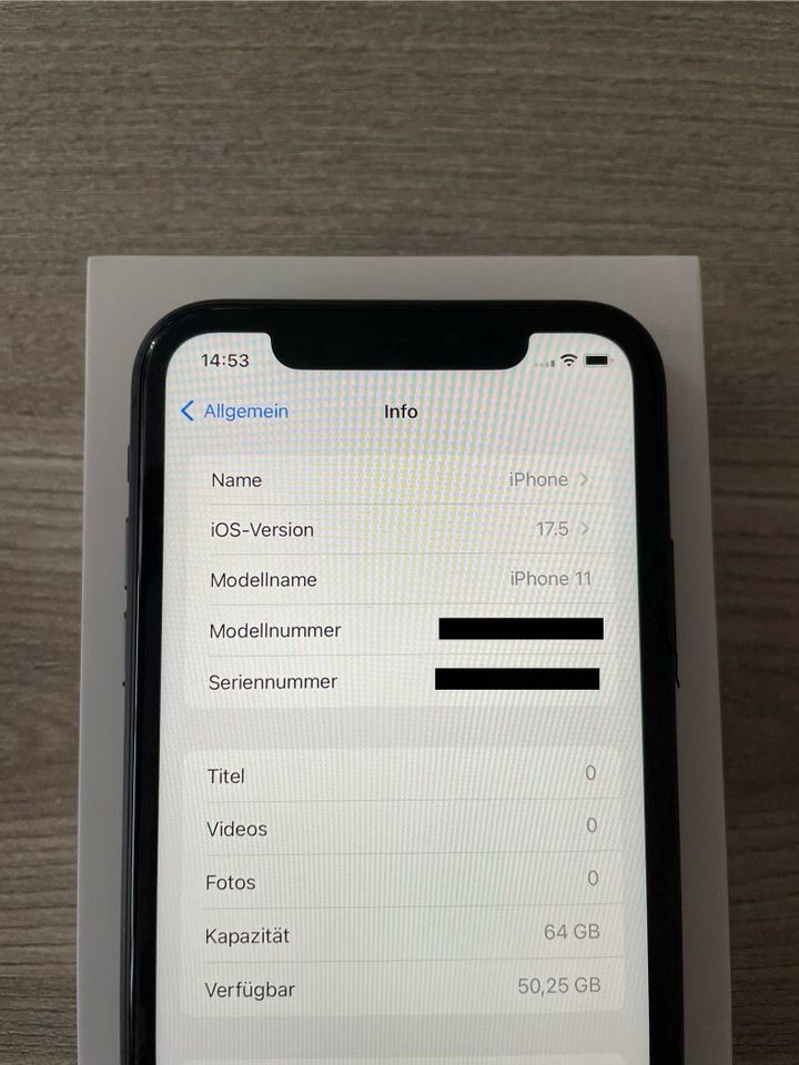 IPhone 11 | Schwarz | 64 GB in Oberhausen