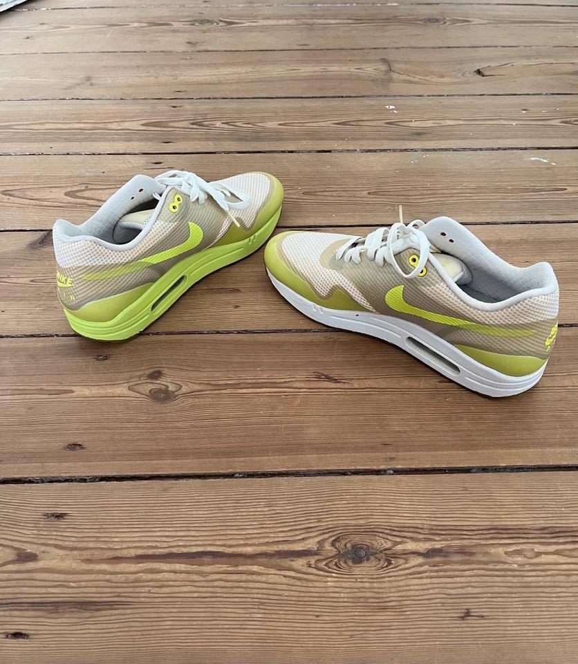 Nike air max 1 hyperfuse id hotsell