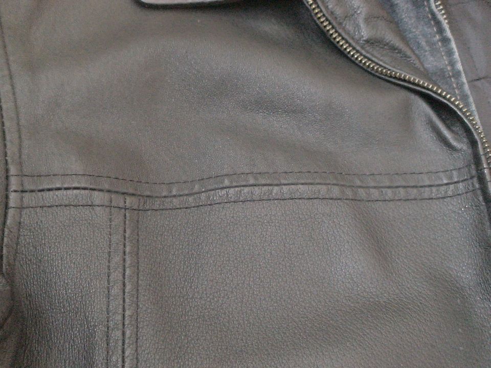 Lederjacke schwarz abnehmb. Doppelkragen Jeans Gr. M Canda C&A in Essen-Haarzopf