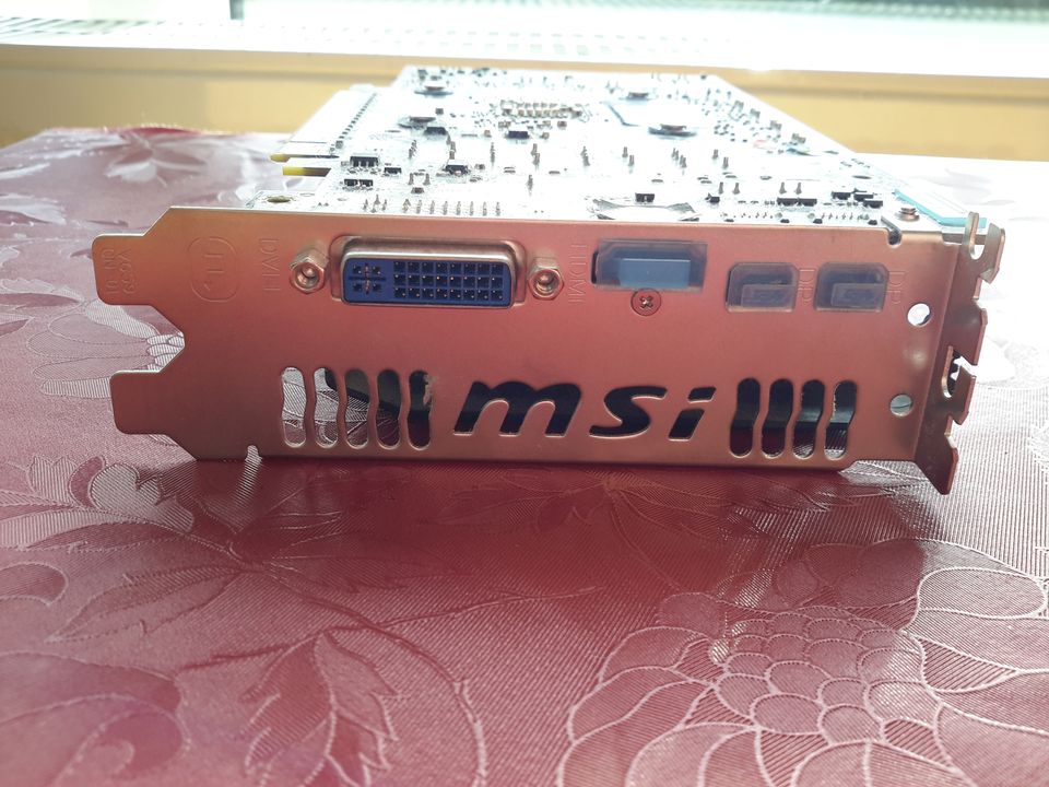 MSI Radeon HD7850 Grafikkarte 2GB DDR5 DVI HDMI PCI-Express in Idstein