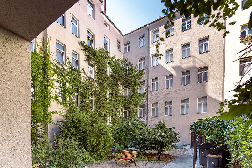 Großes, bezugsfreies Gewerbe mit 4,5 Zimmern & Gäste-WCs nahe Schloss Charlottenburg in Berlin