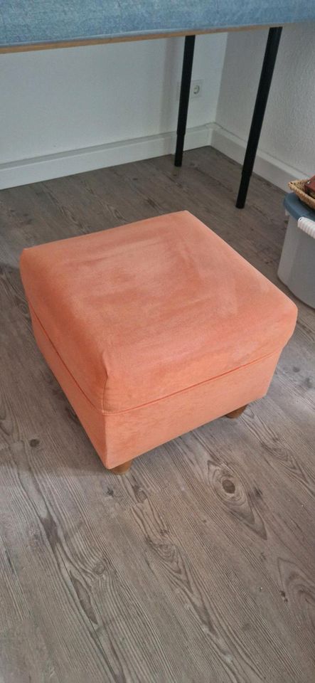 Hocker Orange in Siegen